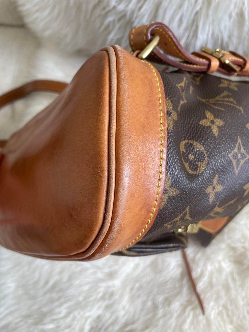 Louis Vuitton MM backpack - Picture 10 of 17